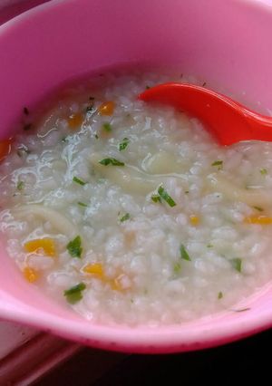 Foto resep MPASI 8+ Bubur Sayur - Nasi, Makaroni, Wortel