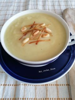 Una foto de Crema de coliflor al azafrán