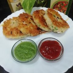 A picture of Crispie Potato Poha Tikki.