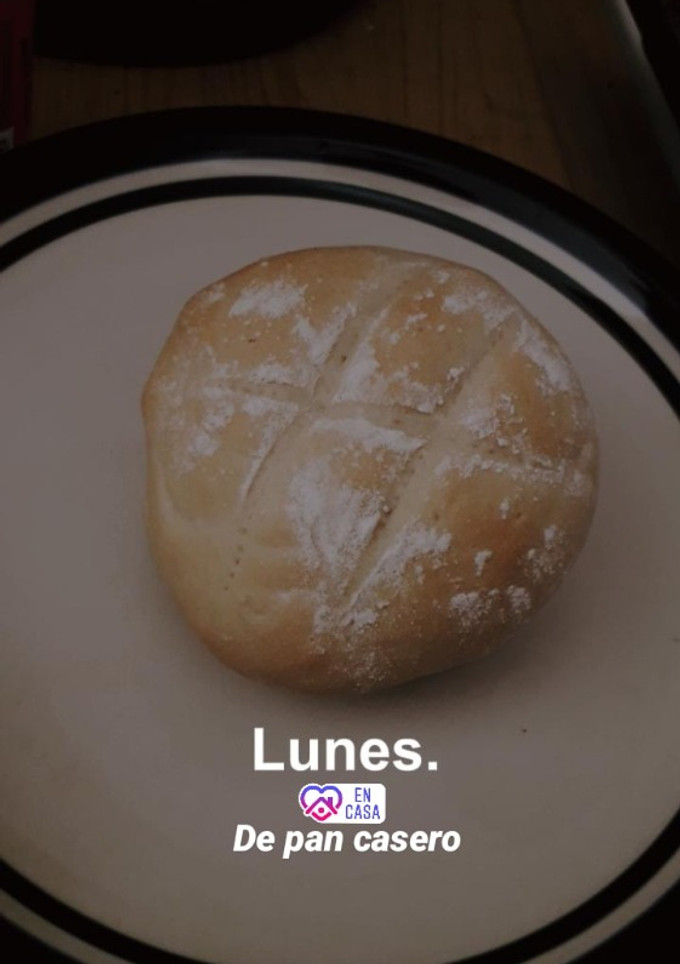 Una foto de Pan casero de campo