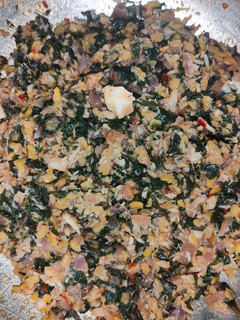 சிவப்பு பொன்னாங்கண்ணி கீரை பொரியல்(sivappu ponnaganni keerai poriyal recipe in tamil) செய்முறை முக்கிய புகைப்படம்