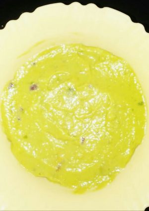 A picture of Mayo avocado dip.