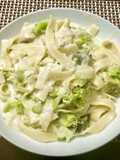 Fetuccini en Salsa Blanca de Brócoli