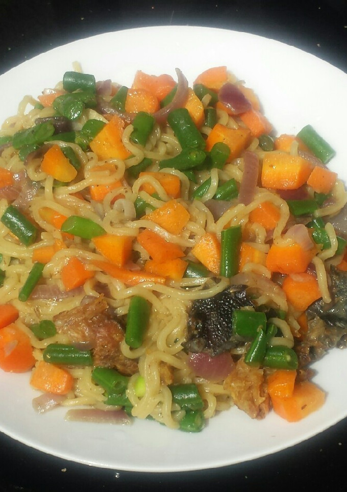 A picture of Noodles.