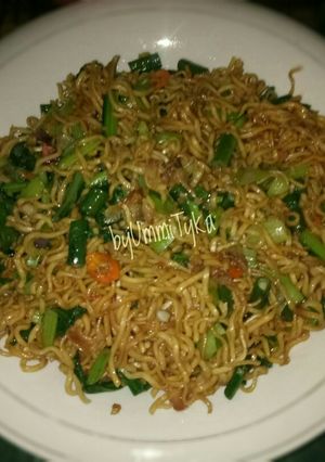 Foto resep Mi goreng sederhana