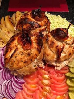O poză a rețetei Kebab de pui făcut în casă 😋👌Și în wraps și la farfurie☺️.