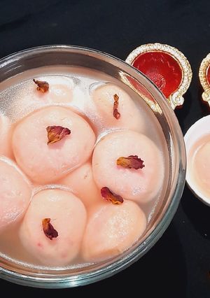A picture of Rose Rasgulla.