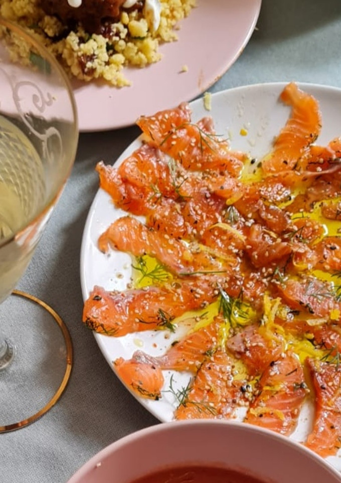 Una foto de Salmón gravlax