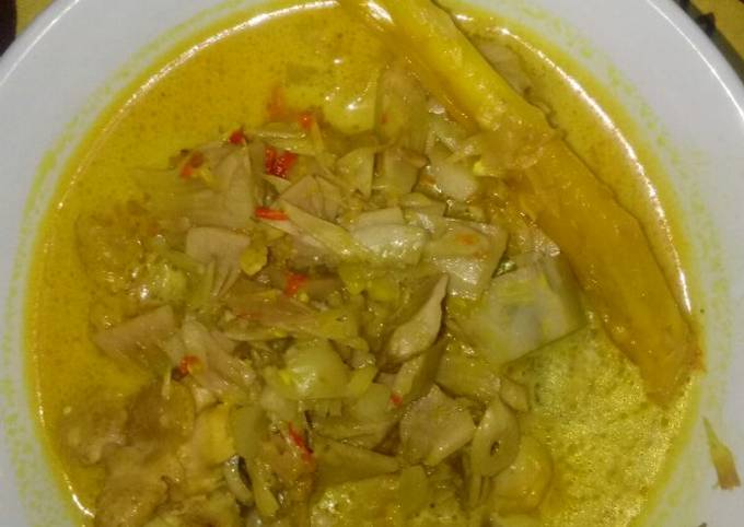 Resep: Sayur nangka + tetelan maknyuss Farah Quinn