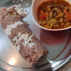 A picture of Sivappu arsi(Red Rice) and Ragi puttu and Kadalai karai and Nattu Sarkarai.