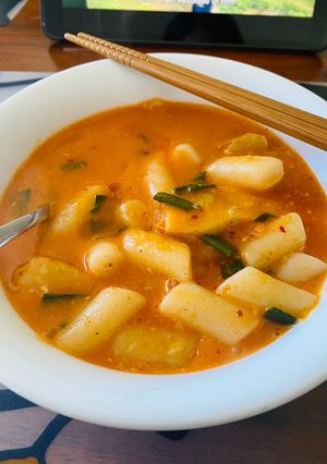A picture of Cheese tteokbokki.