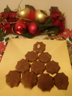 Una foto de Mantecados de chocolate y almendra con thermomix