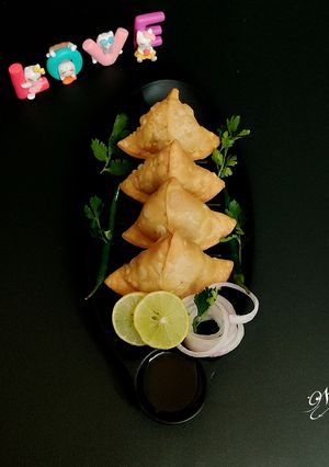 A picture of Samosa.
