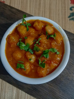 છોલે (Chhole Recipe In Gujarati) રેસીપી મુખ્ય ફોટો