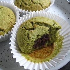 A picture of Azuki Stuffed Matcha Cupcakes.
