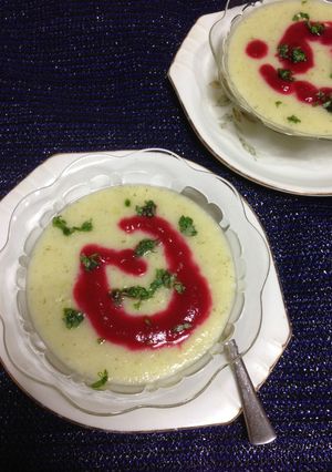Una foto de Crema de Coliflor con Apio !