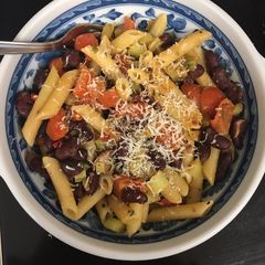 A picture of Tomato, Celery and Kidney Bean Pasta.