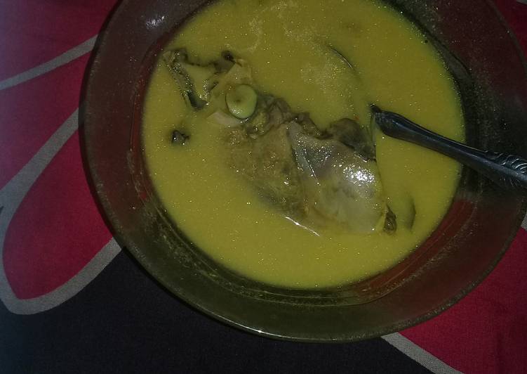 Proses Membuat Ikan tongkol rebus masak lemak Lezat