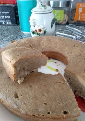 Una foto de Torta húmeda de banana y miel