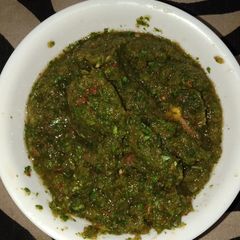 A picture of Coriander chutni.