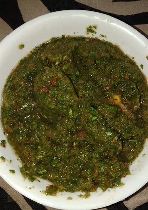 A picture of Coriander chutni.