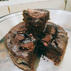 Oreo brownie cake A picture of Oreo brownie cake.