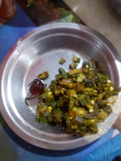 வெண்டைக்காய் பொரியல் செய்முறை முக்கிய புகைப்படம்