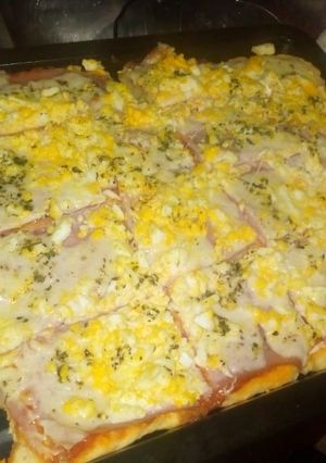 Una foto de Pizza casera súper fácil y rápida