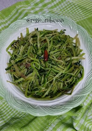 Foto di Puntarelle ripassate in padella
