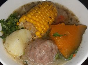 Una foto de Cazuela de albóndigas