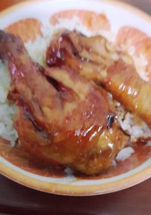 Hình của món Đùi gà rim mật mía.