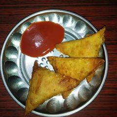 A picture of Sprouts samosa.