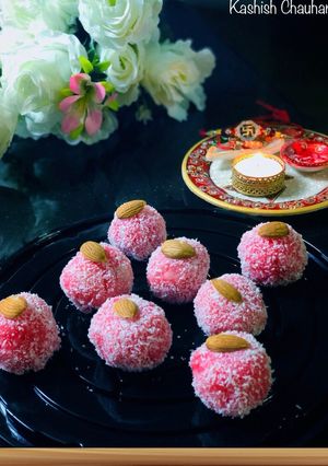 A picture of Coconut Ladoo 🥥.