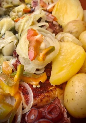 Una foto de Pulpo á lagareiro