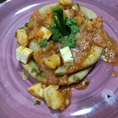 Matar kachori with aloo sabzi A picture of Matar kachori with aloo sabzi.