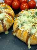 Sandwiches with Cheese & Tomatoes