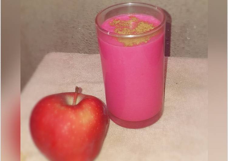 Simple Way to Make Favorite Beetroot and Apple smoothie