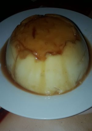 Una foto de Un rico flan de maizena con poco ingredientes