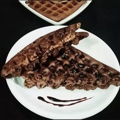 A picture of Chocolate Waffles Sandwich.