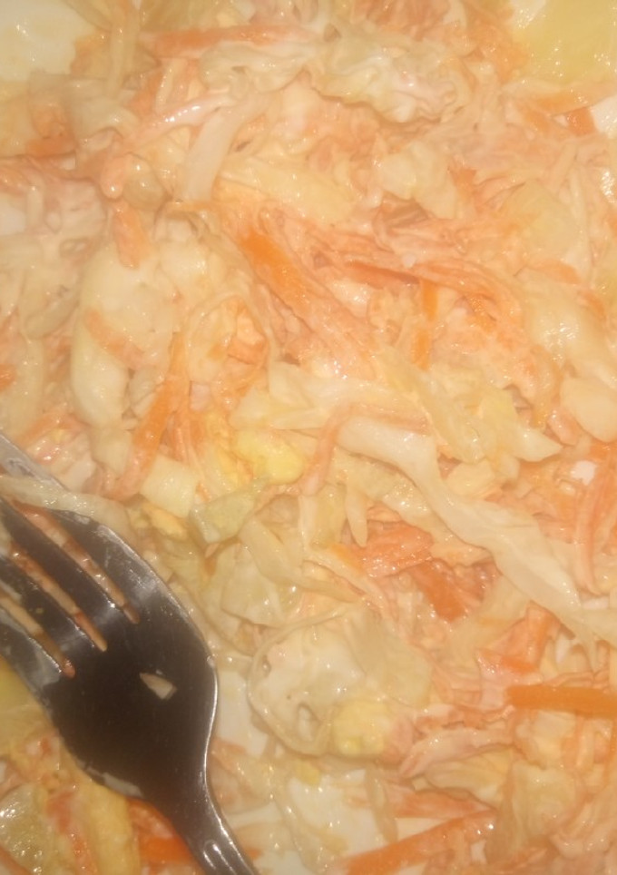 A picture of Simple coslow salad.