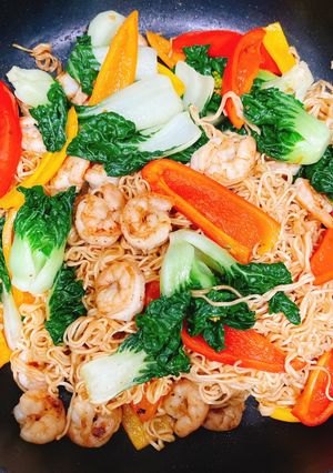 Hình của món Mì xào tôm 🍤.