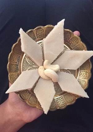 A picture of Kaju katli.