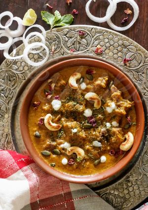 गोश्त अक़बरी (Gosht akbari recipe in Hindi) रेसिपी मुख्य फोटो