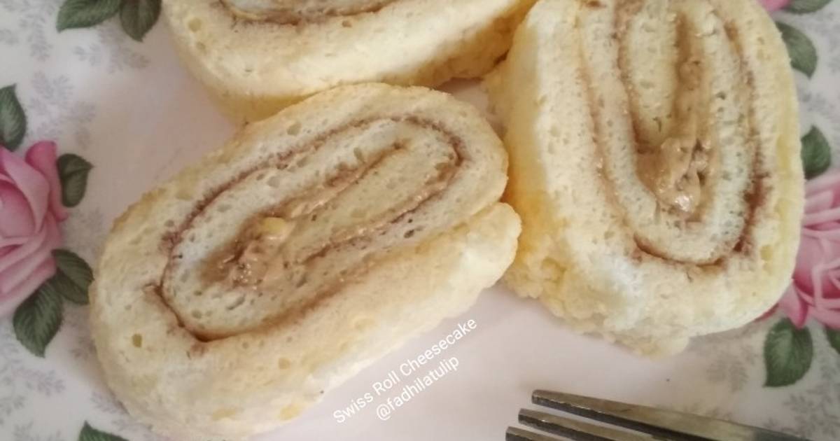 Resep Swiss roll cheesecake (glutenfree & 2 telur) oleh fadhilatulip Cookpad