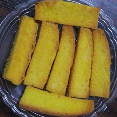 A picture of Cake Rusk.