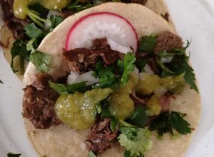 Una foto de Lengua de res para tacos en slow cooker