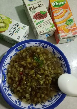 Hình của món Chè đậu xanh +bột báng.