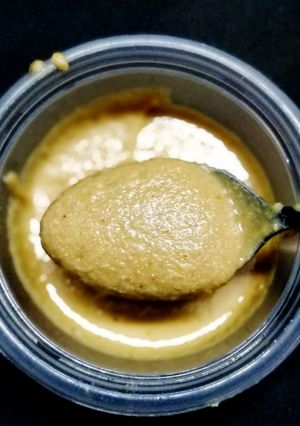 A picture of Homemade Peanut butter with only 3 ingredients (keto).