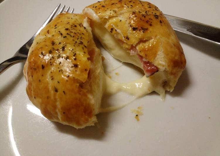 Cheese and speck pie