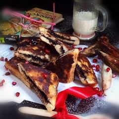A picture of Eggless chocolaty french toast.